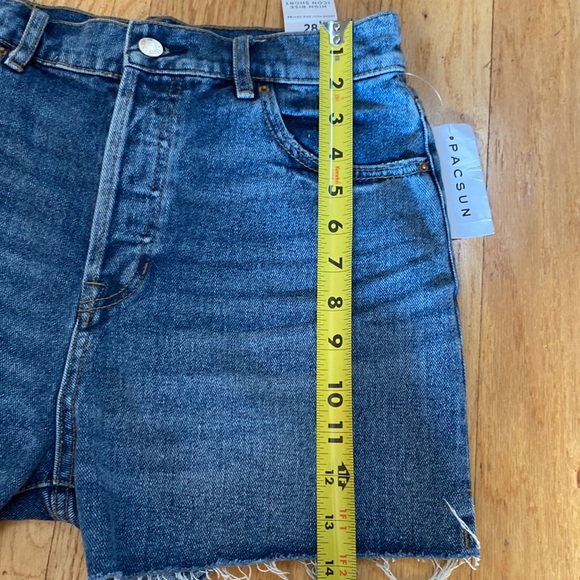NWT PACSUN high rise jean shorts - Picture 8 of 9